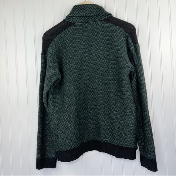 CAbi #3015 Fireside Green Black Knit Scarf Cardigan Sweater Size Medium - Picture 8 of 9